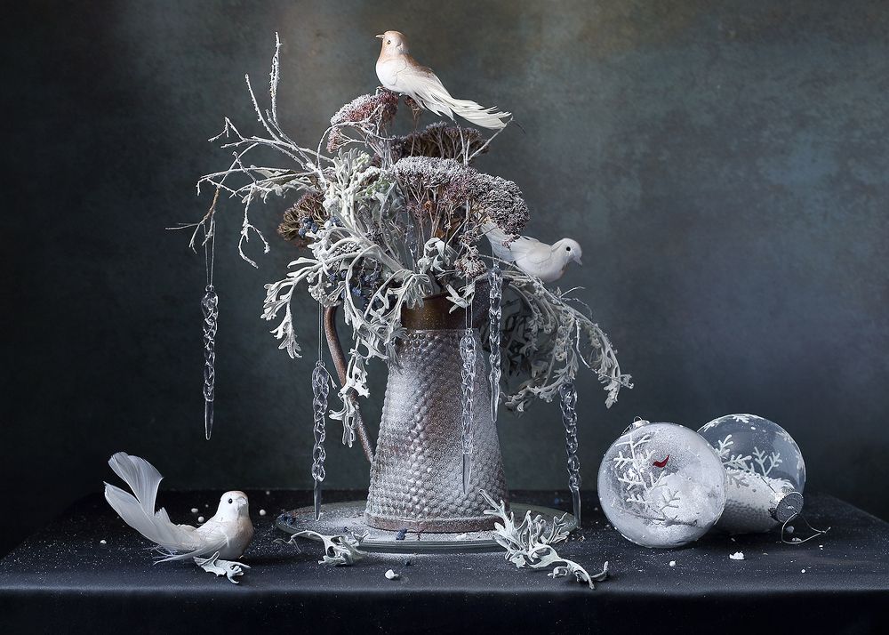 Натюрморт с  птичками