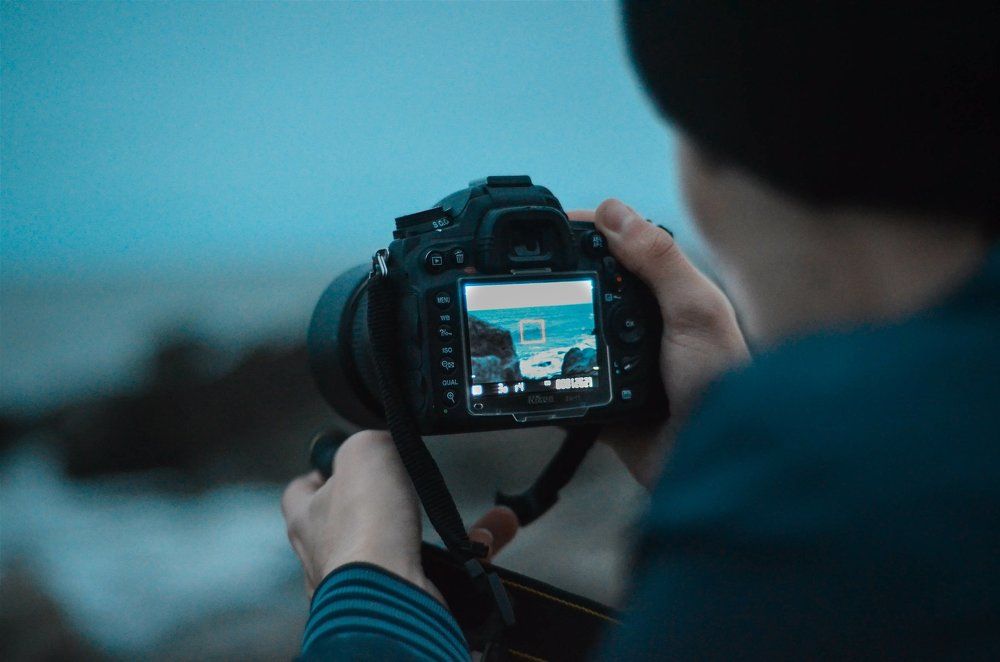 Холодный берез Каспийского моря и Nikon