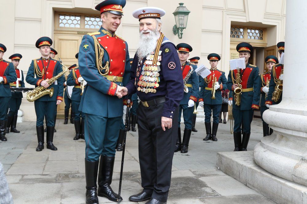 Он прошел войну, ему 102 года