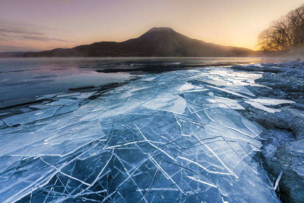 Photograph by HiroyukiMorita