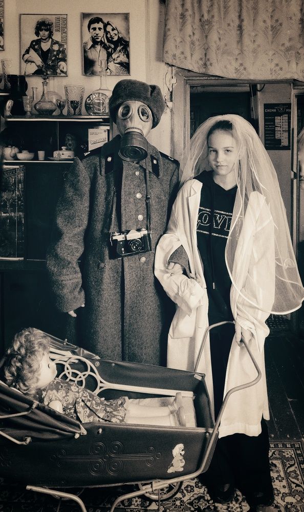 Семейное фото. Взрослые игры