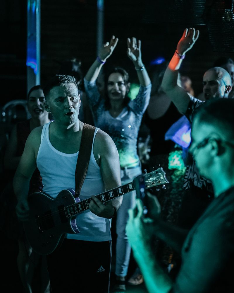 Видели ночь,гуляли всю ночь