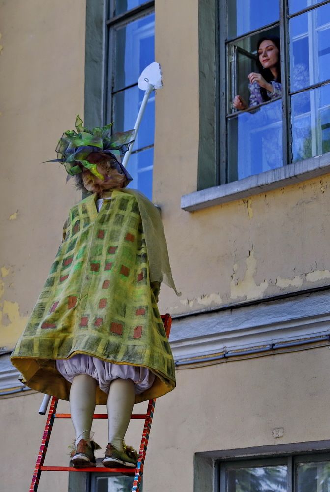 Вам помыть окно