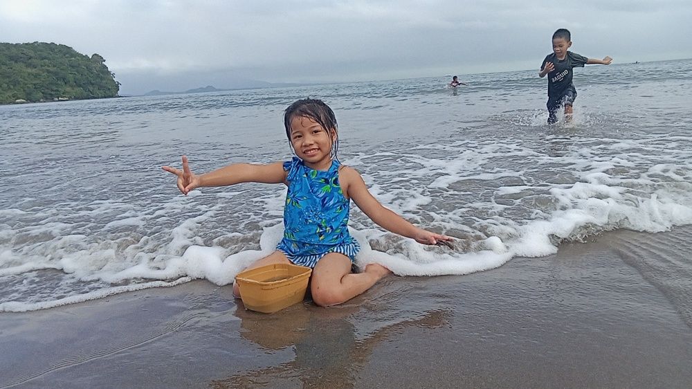 Fun time with salty water and sand