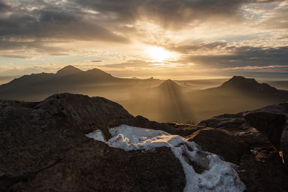 Закат на горе Змейка