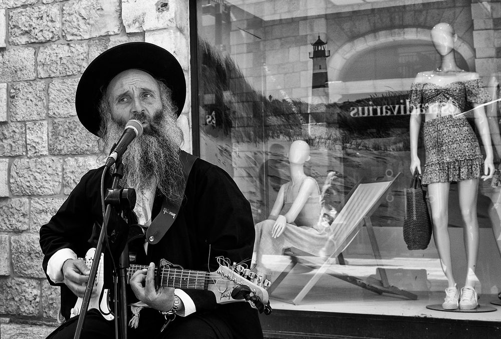 Photograph by Vlad Kav