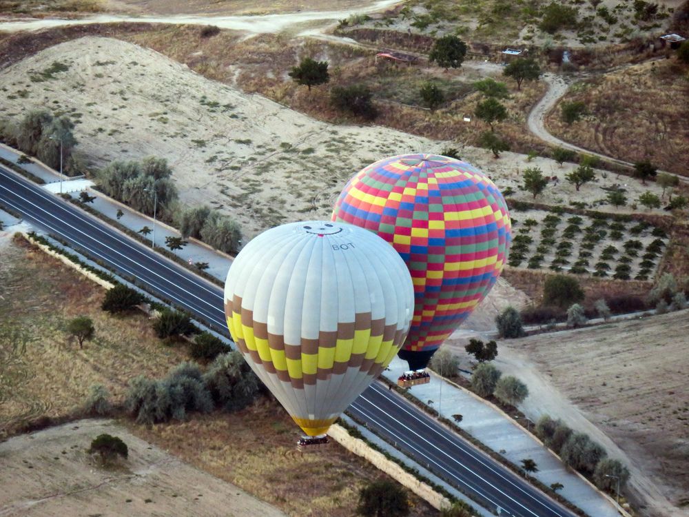 Balloons over the road