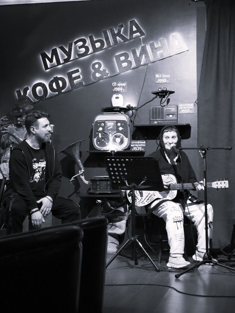 Петербургская певица Катя Шимилева