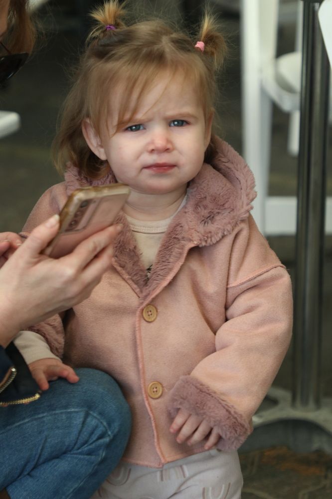 Девочка ребёнок