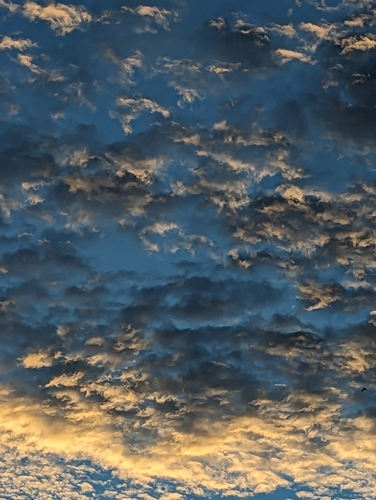 Clouds gathering over Lisboa