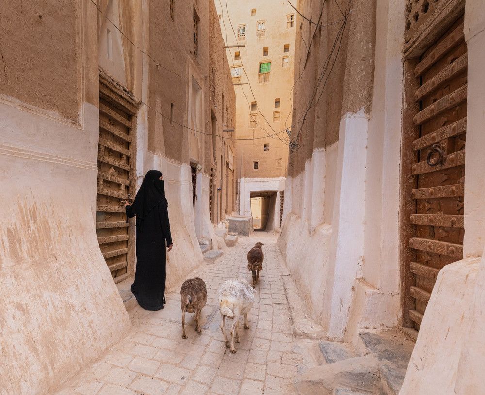 Уступи дорогу