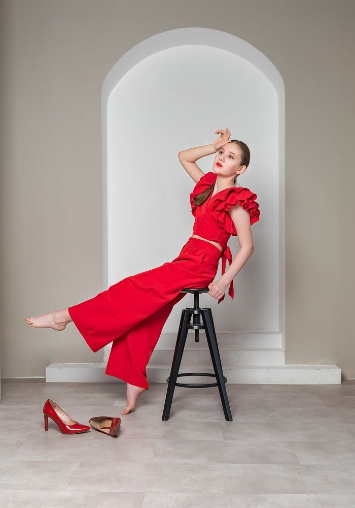 Модель Полина