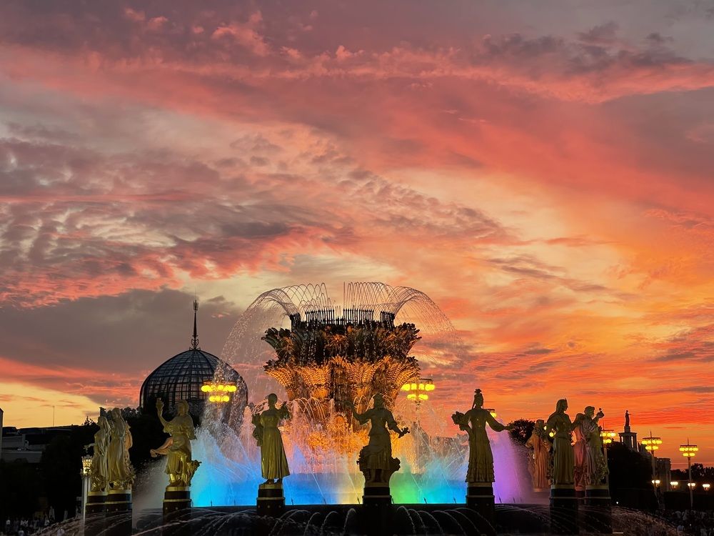 Закат на ВДНХ