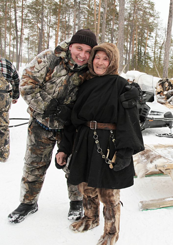 Встреча депутата Михаила Ежова с хантами общины Осетные ХМАО