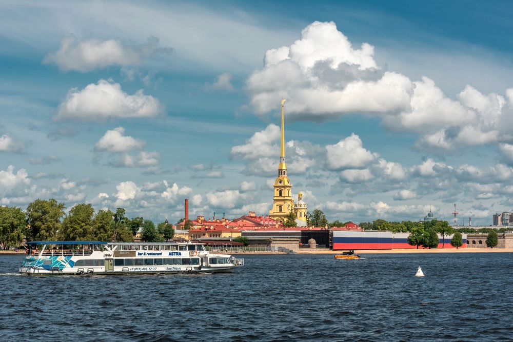 Петропавловская крепость. Летний Петербург