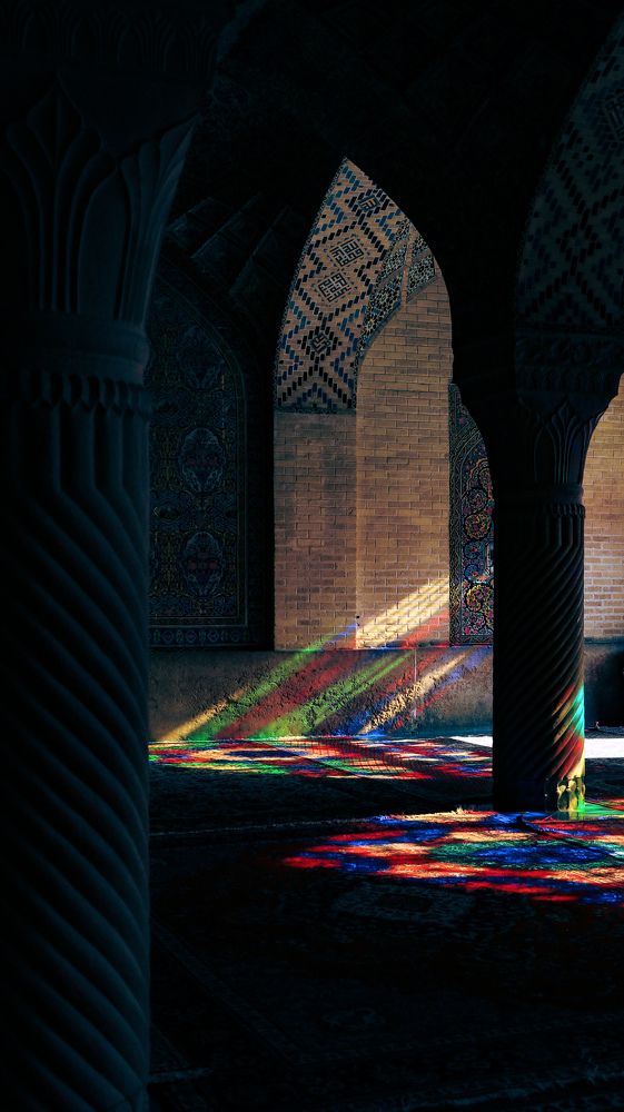 Photograph by Ali Sadati