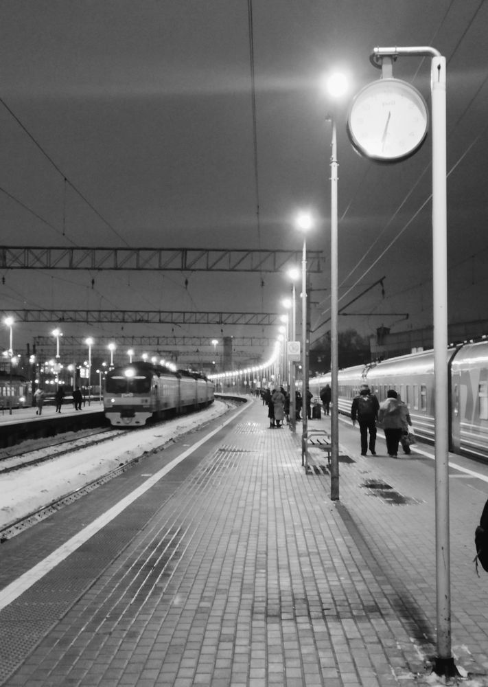 Ночной перрон