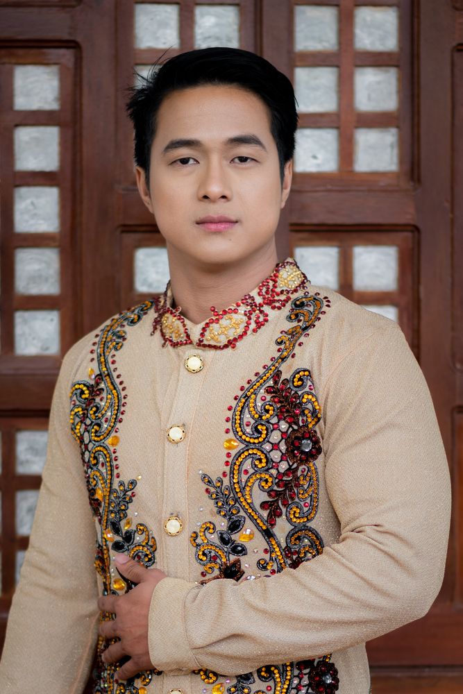 Photograph by FREDERICK VIAJE