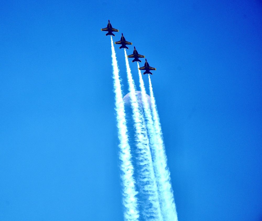 Blueangels & Moon