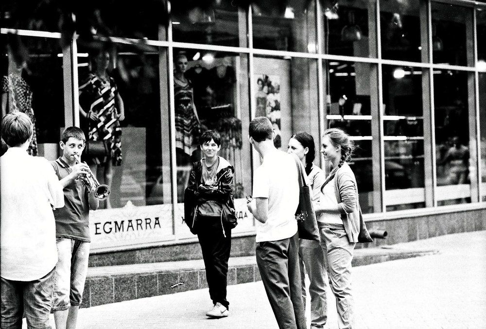 Познакомимся