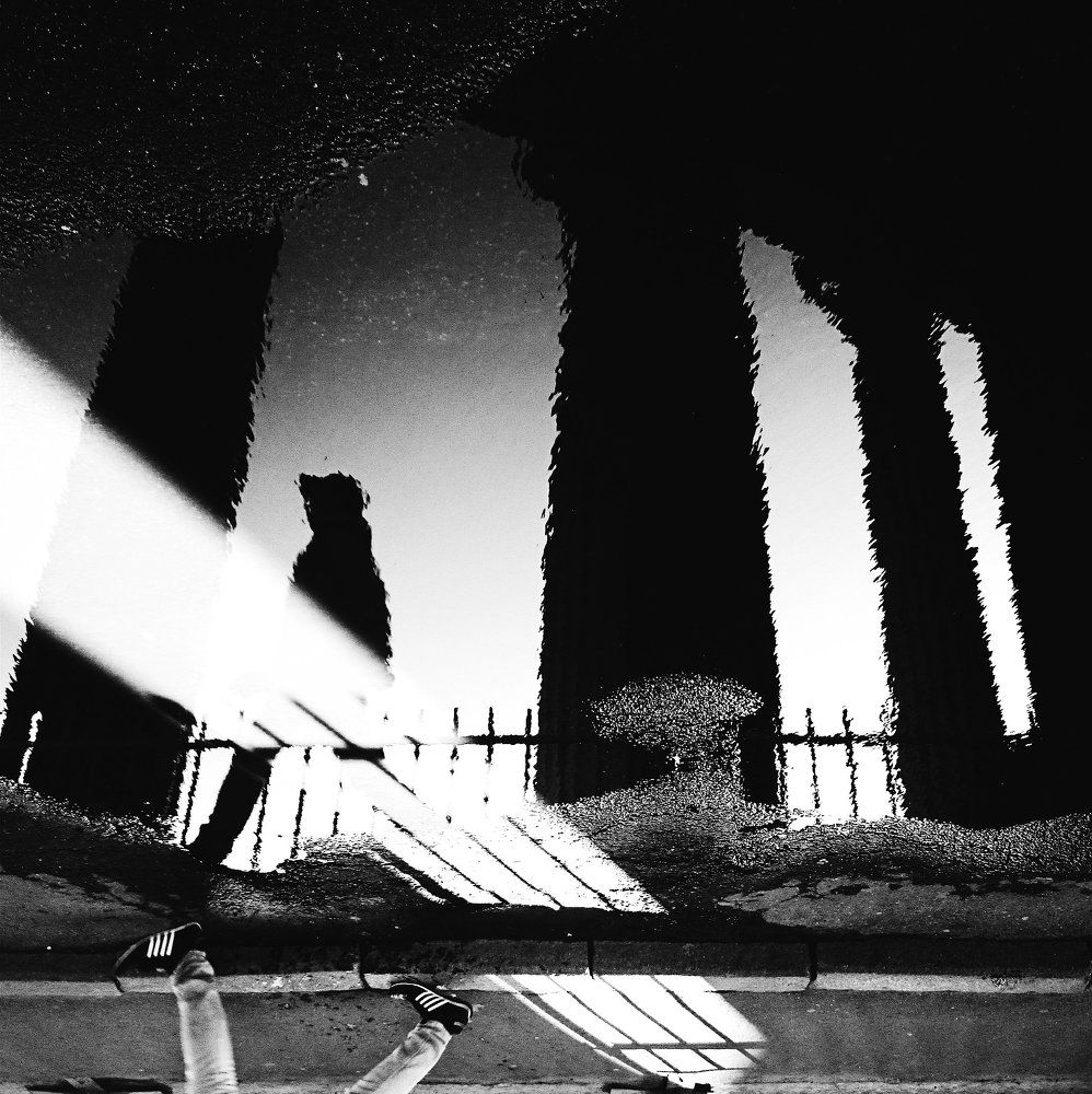 По ту сторону