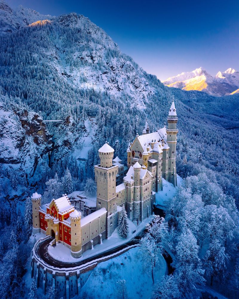 Winter wonderland in Neuschwanstein castle
