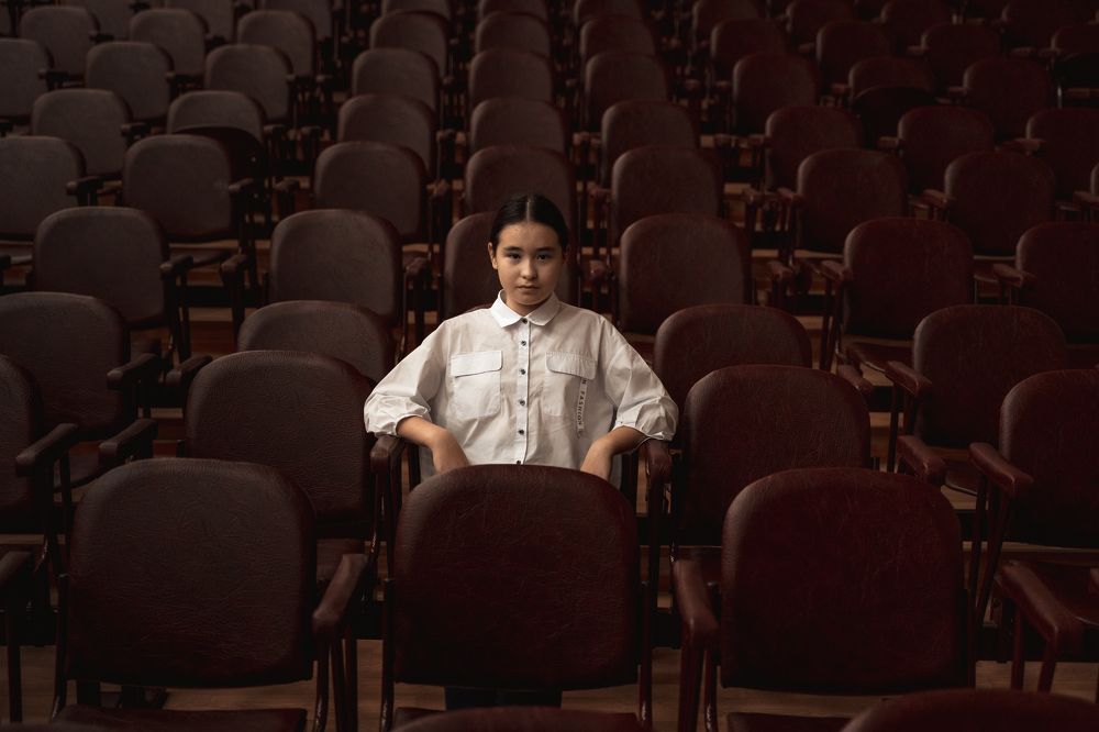 В зрительном зале