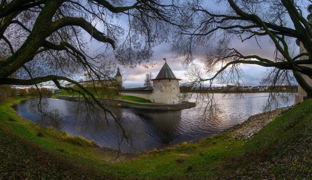 Photograph by Roman Dmitriev