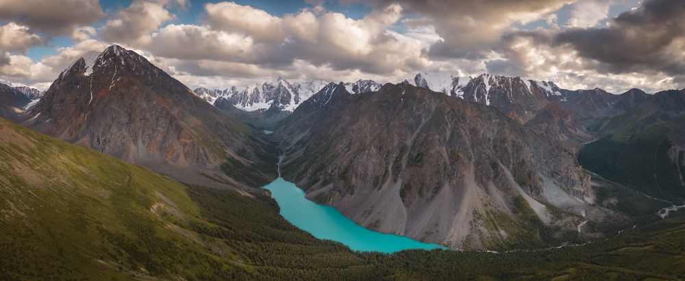 Панорама Нижнего Шавлинского озера