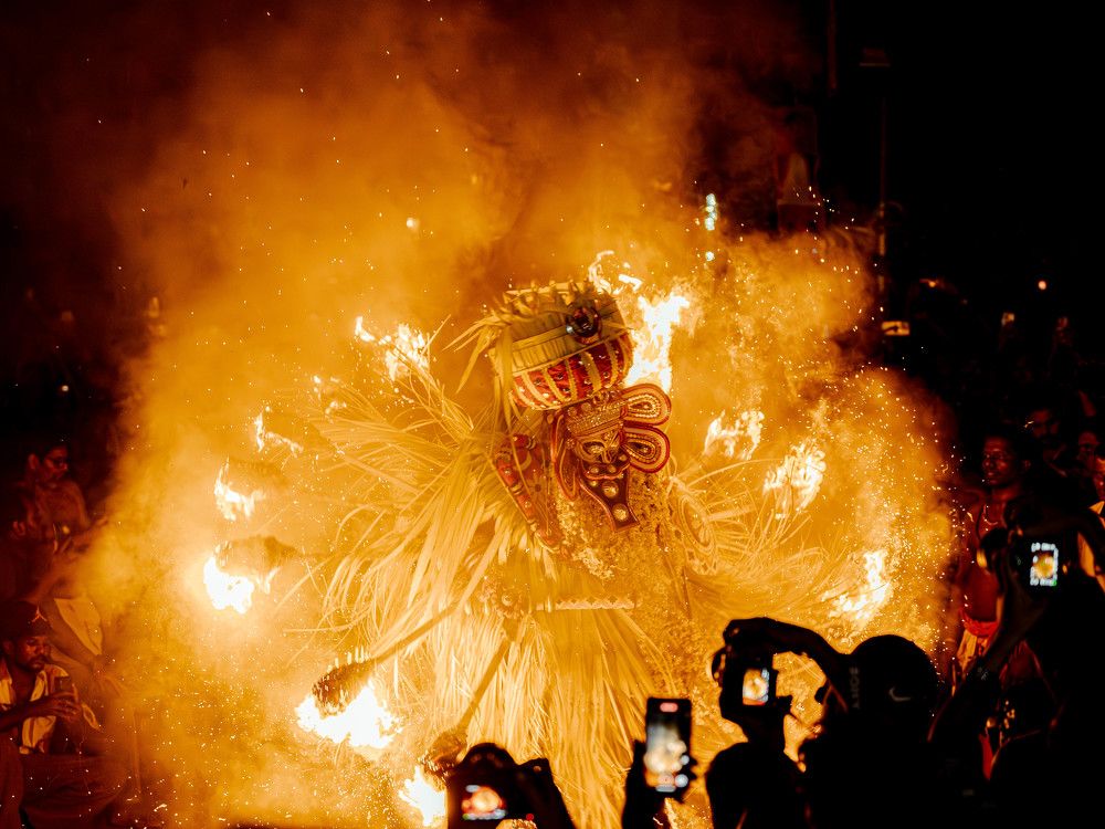 Thee Kuttichathan Thira