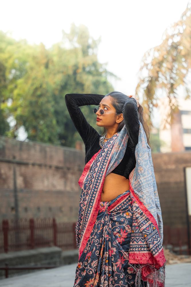 Indian women in traditional attire