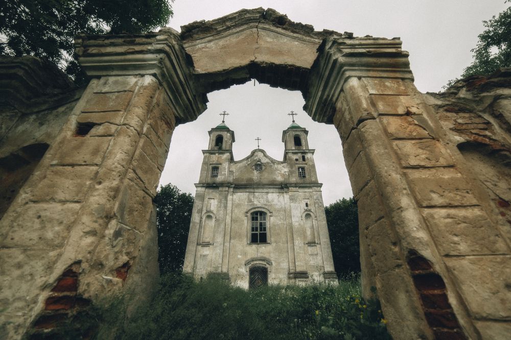 Photograph by Leanid Kulpo