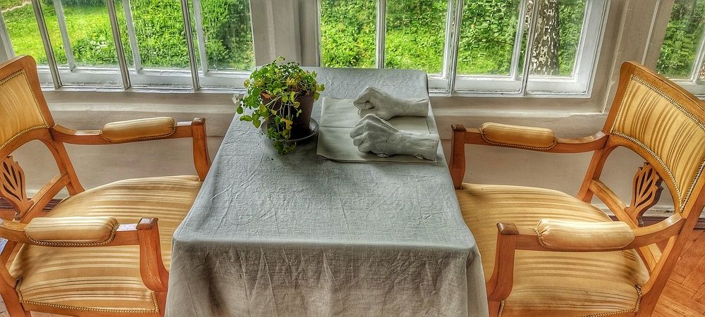 Руки Гения.(музей Ин-та физиологии им.И.П.Павлова,с.Павхлово,Колтуши, Всеволожский р-н, Ленинградская область, Россия).