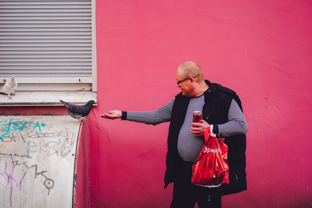 Поделился с другом