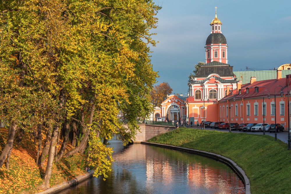 Осенняя Александро-Невская Лавра