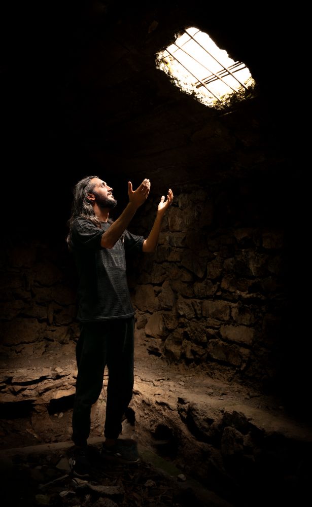 Photograph by Vahid Sabet