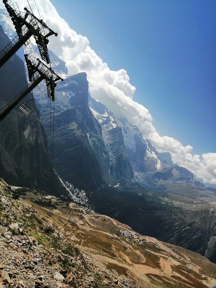 Вид на долину со склона Мусса-Ачитара