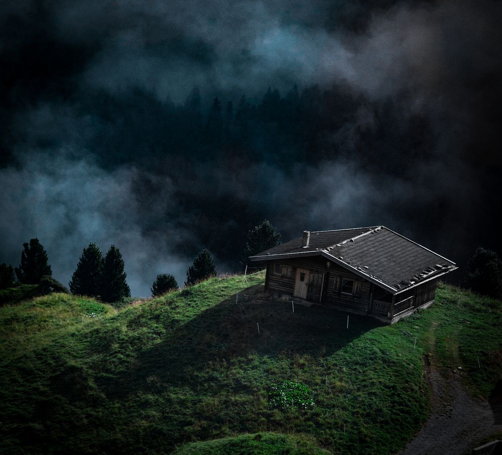 На краю деревни