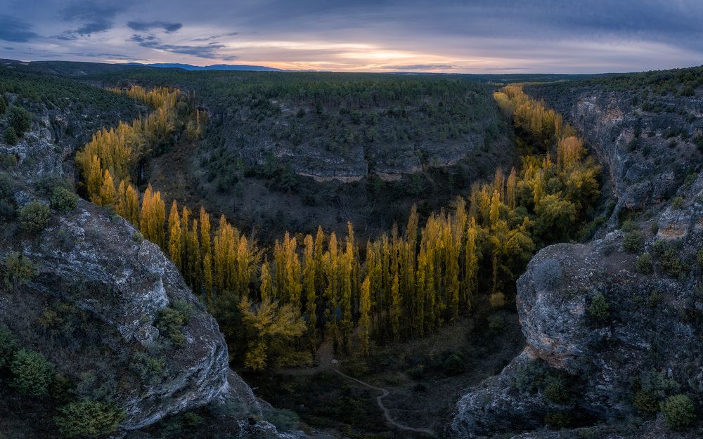 Photograph by Oscar Lata