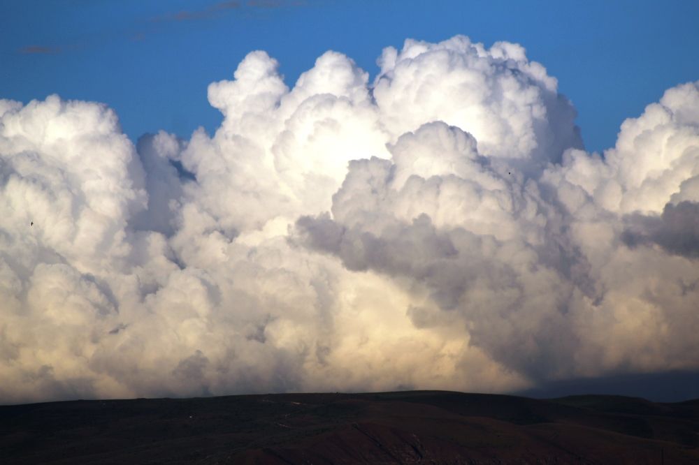 Белые облака