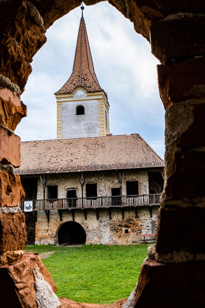 Photograph by Marian Lepădatu