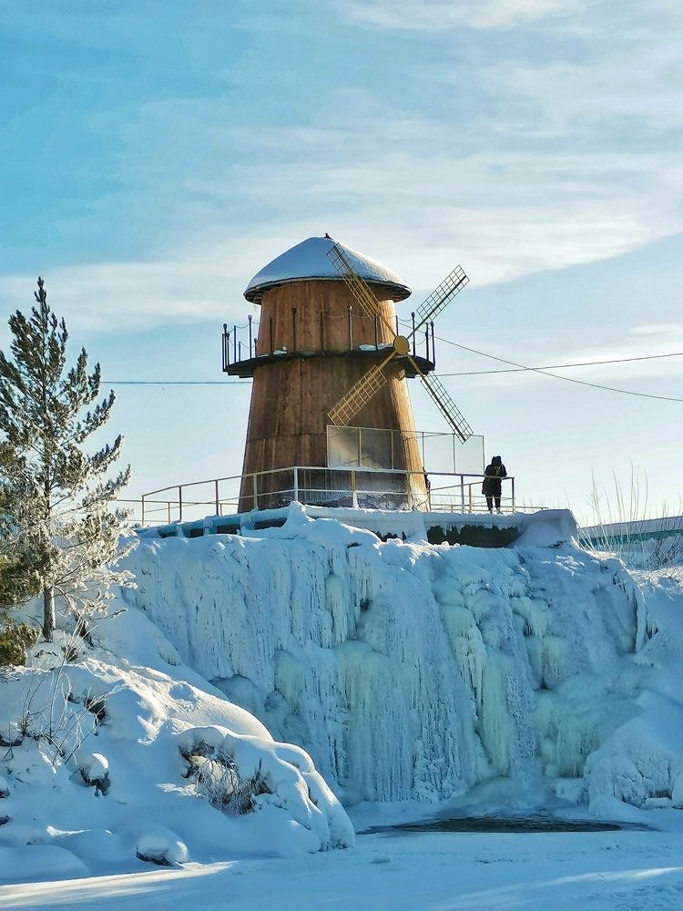 Photograph by Vyacheslav Monoszon