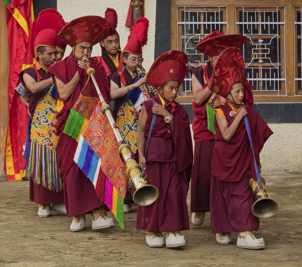 Празднование изгнания демонов в монастыре Lamayuru, провинция Ладакх, Гималаи