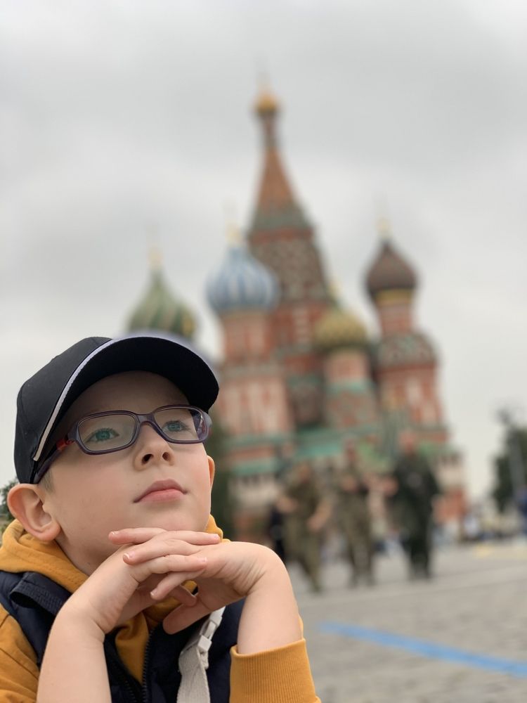 Впервые на Красной