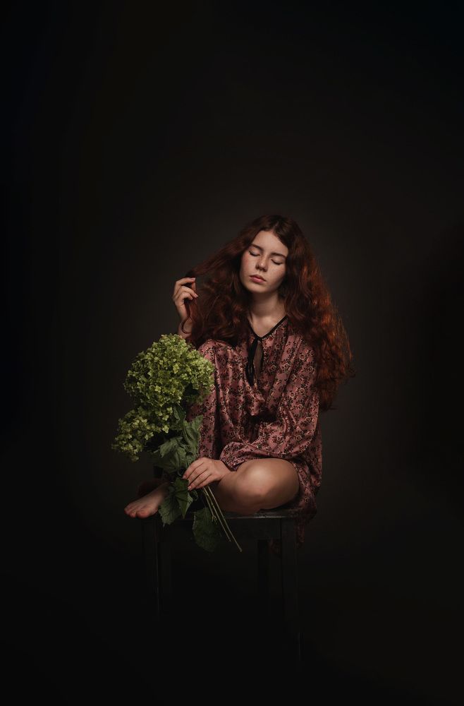 Ева и ветка гортензии