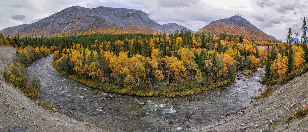 Photograph by Vladimir Bragilevsky