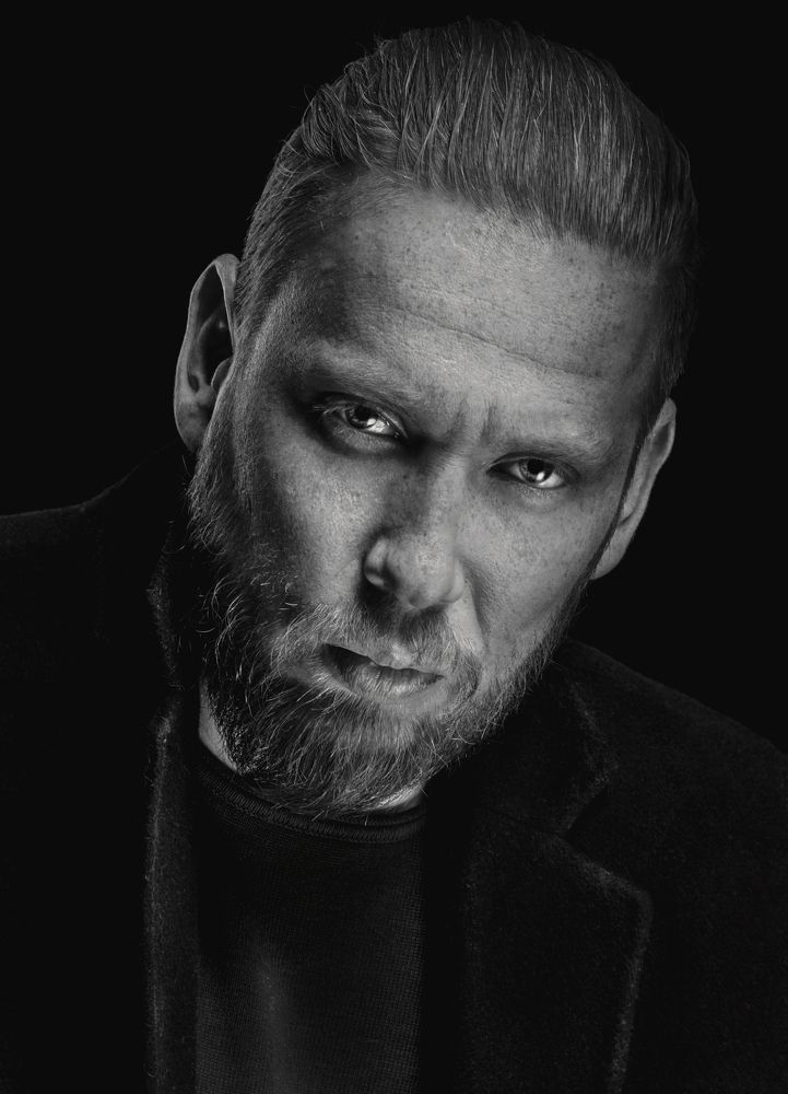 Photograph by Evgeniy Savikov