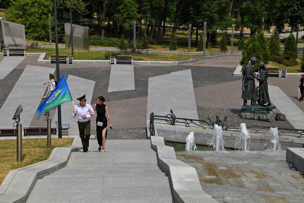 Фотография автора Александр Челмодеев