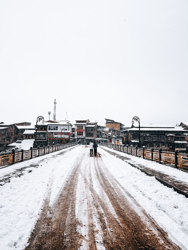 Street of Kashmir in snowfall