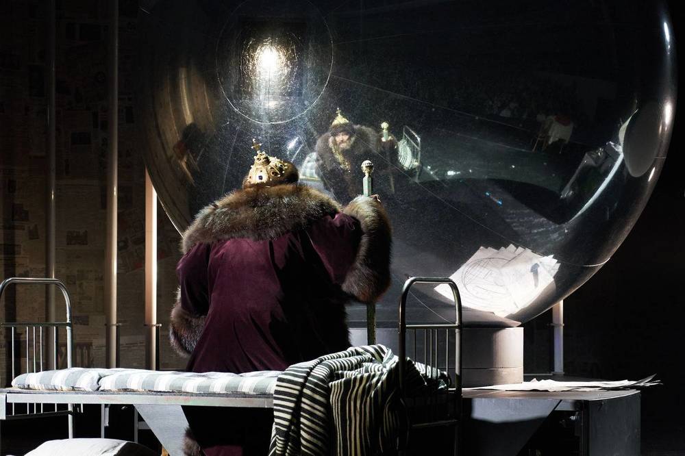 спектакль "Иван Васильевич" (Театр Сатиры)